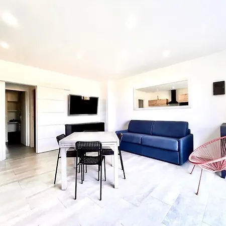 T2 Village Apartment *